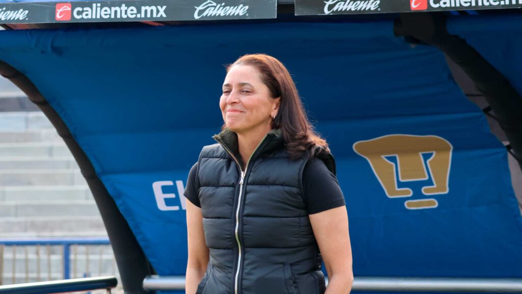Mexicana Karla Maya es la nueva entrenadora de la selección femenina
