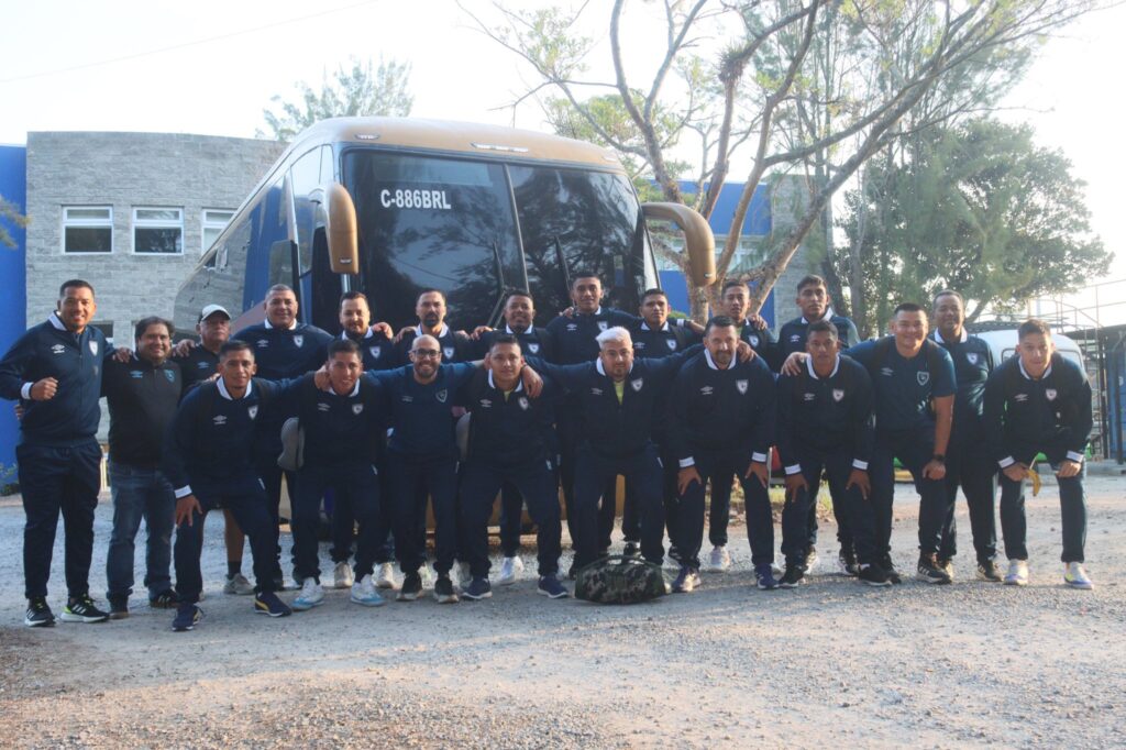 FOTOS. Selección de fútbol playa viajó a Seychelles para jugar el Mundial